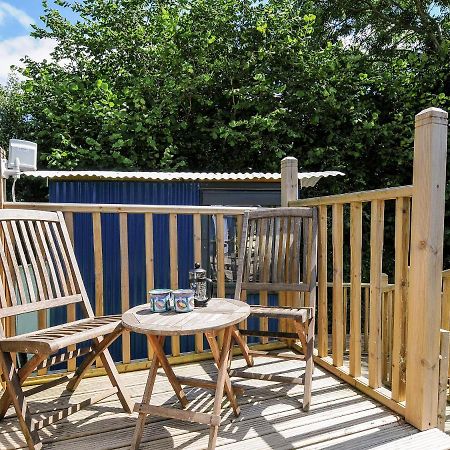 Shepherds Hut Villa Lostwithiel Exterior foto