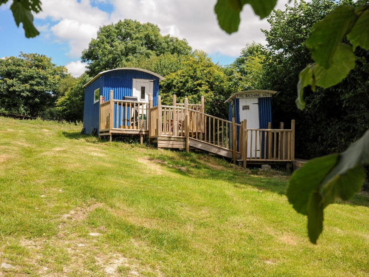 Shepherds Hut Villa Lostwithiel Exterior foto