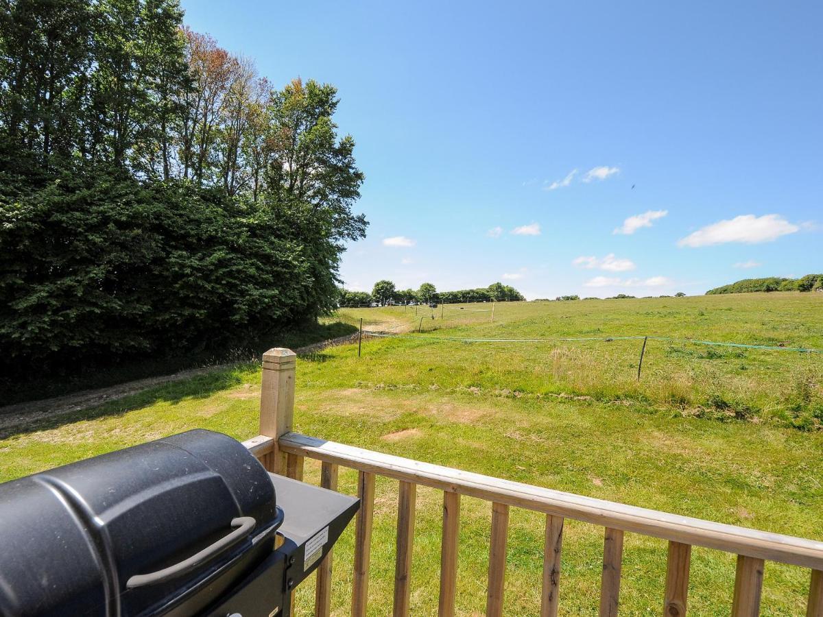 Shepherds Hut Villa Lostwithiel Exterior foto